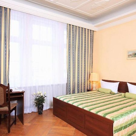 Bed and Breakfast Ark Am Hauptbahnhof Berlín Exterior foto